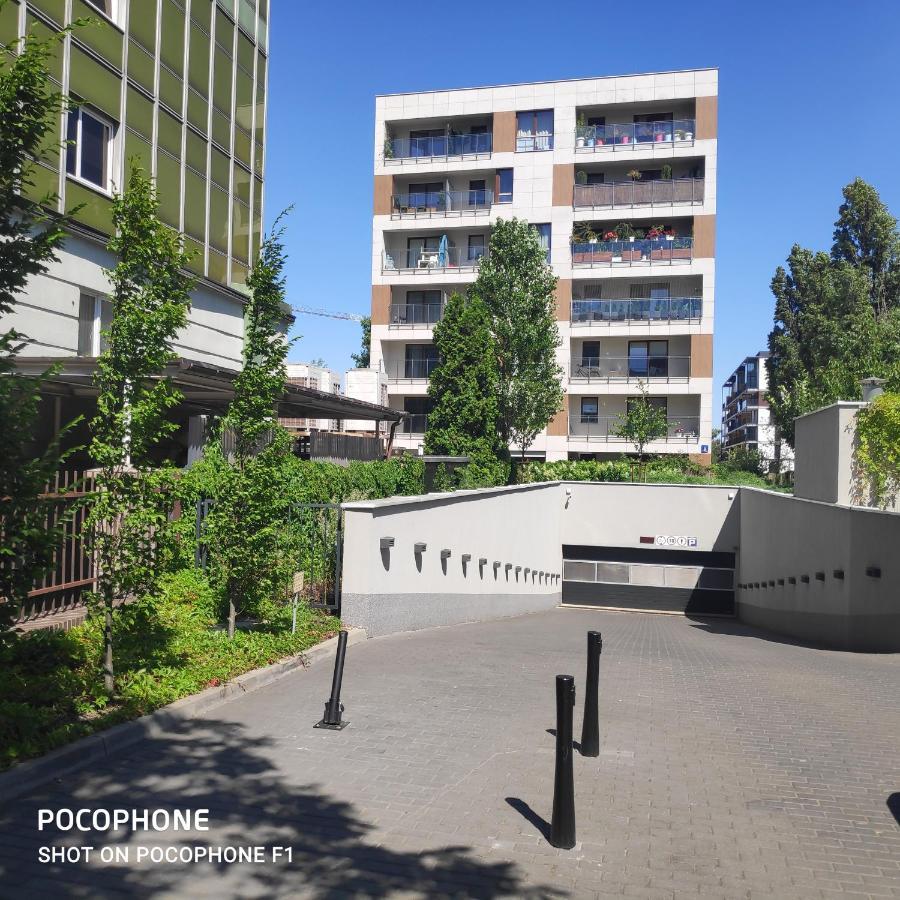 First -- Green Zoliborz Apartment 4 Warsawa Bagian luar foto