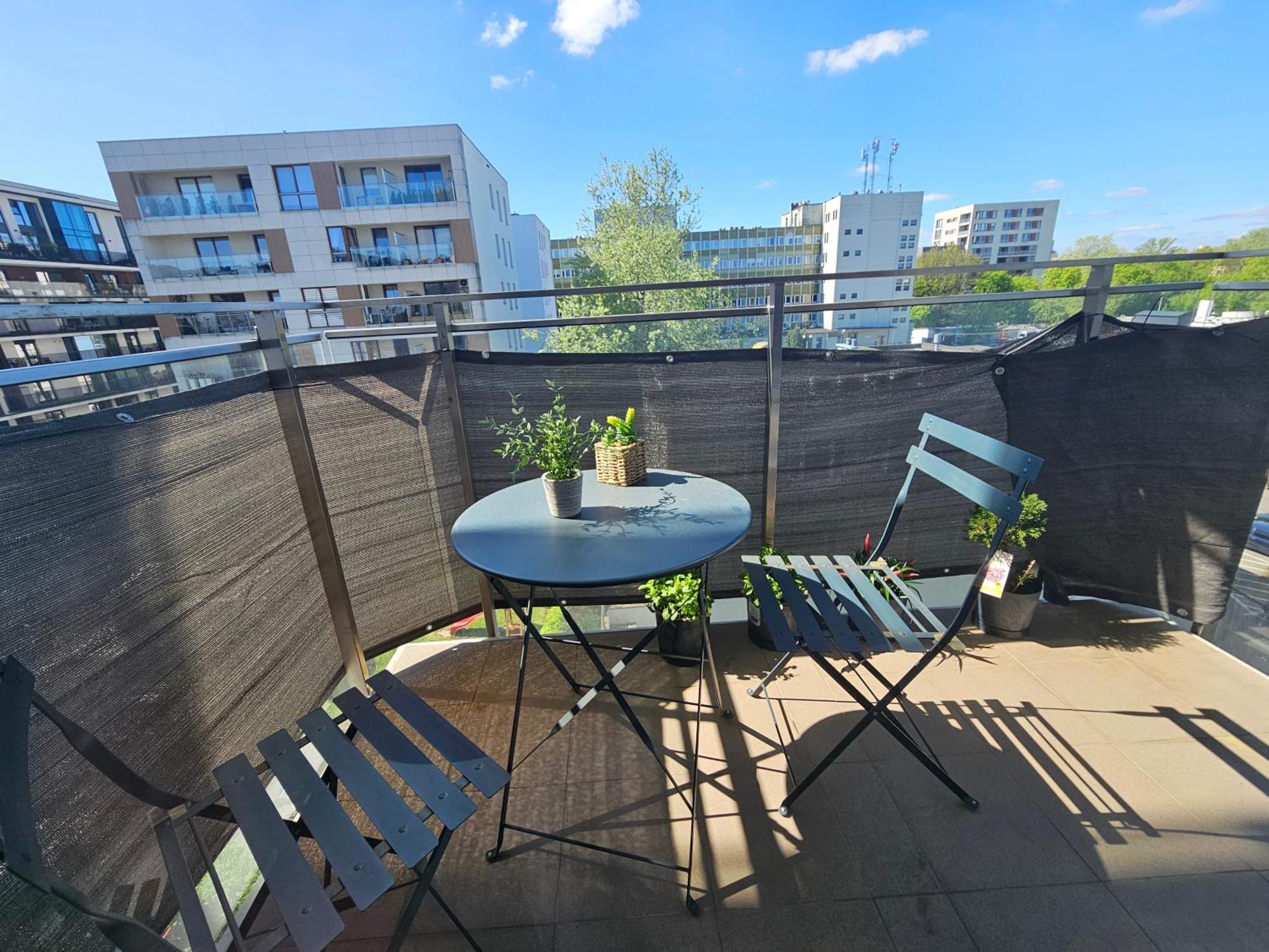First -- Green Zoliborz Apartment 4 Warsawa Bagian luar foto
